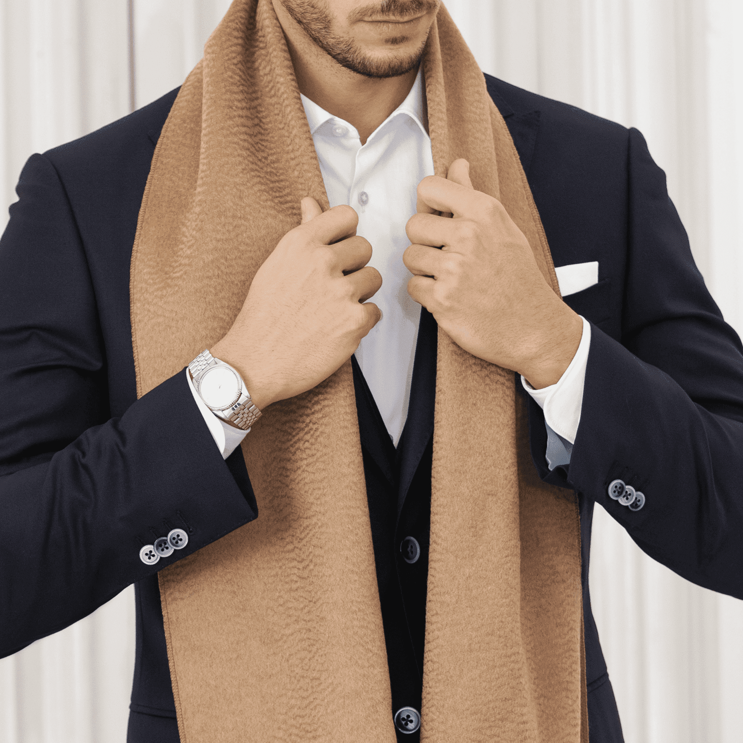 sciarpa in lana di cammello con iniziali